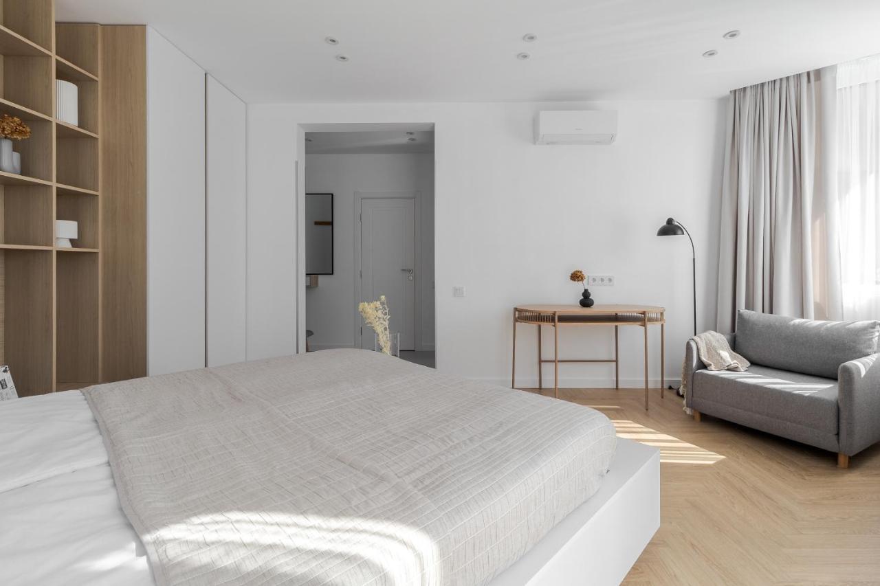 77 Views Apartments By Inshi Lvov Exteriér fotografie