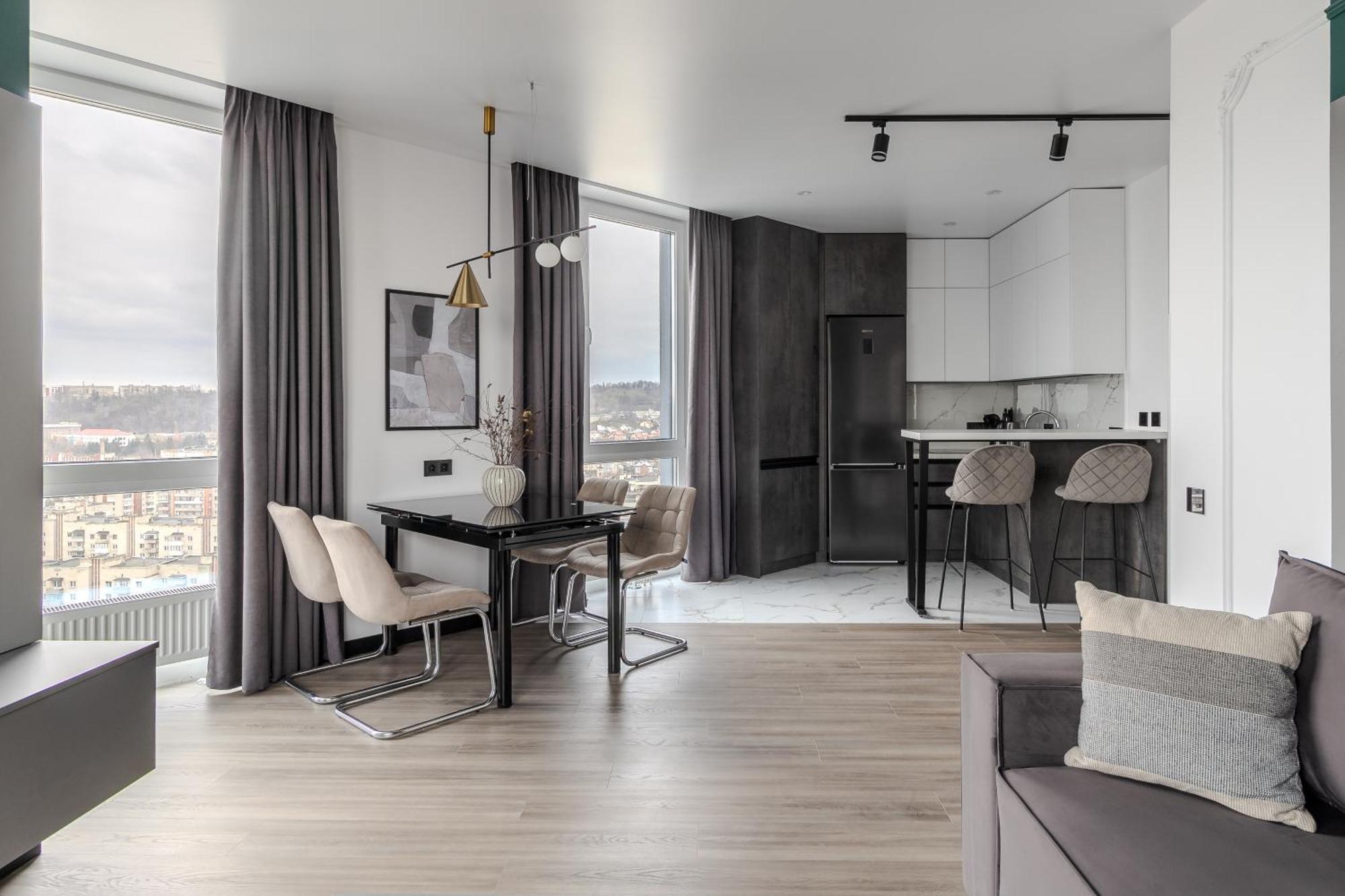 77 Views Apartments By Inshi Lvov Exteriér fotografie