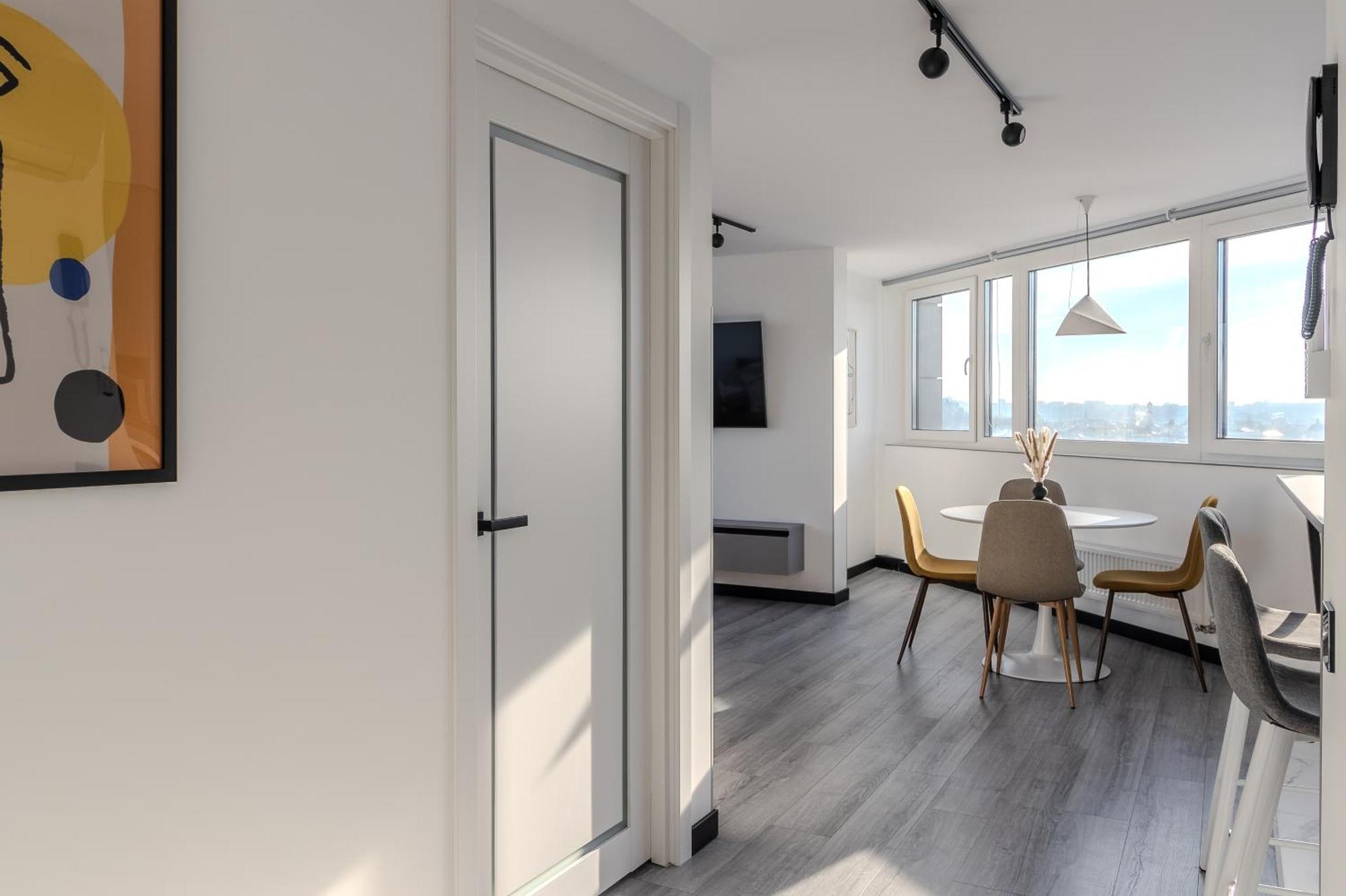 77 Views Apartments By Inshi Lvov Exteriér fotografie